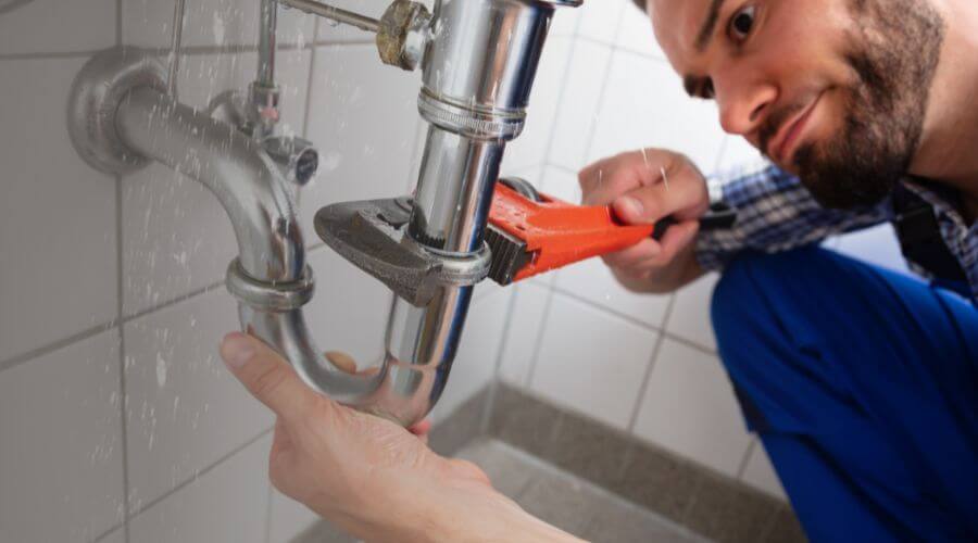 Expert burst pipe repair services in Winlock, WA